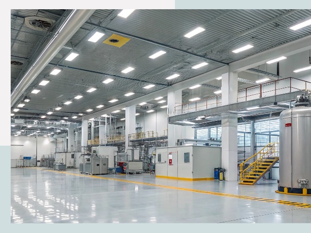 Освещение ангаров в Кирове от 610 руб. - Эффективные решения